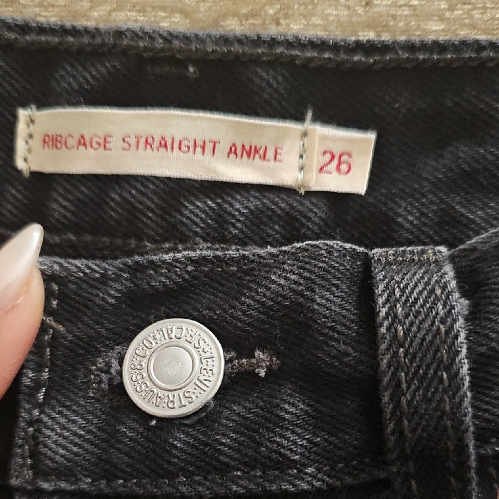 Levi's Ribcage Straight Ankle Jeans - Black